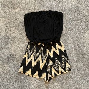 Gorgeous strapless romper - size kids S/M